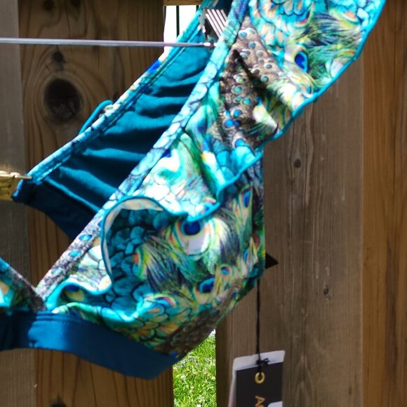 SEXY AQUA BLU Austrailia Peacock Ruffle Swim Top Women's Size 8 BNWT - Picture 3 of 15